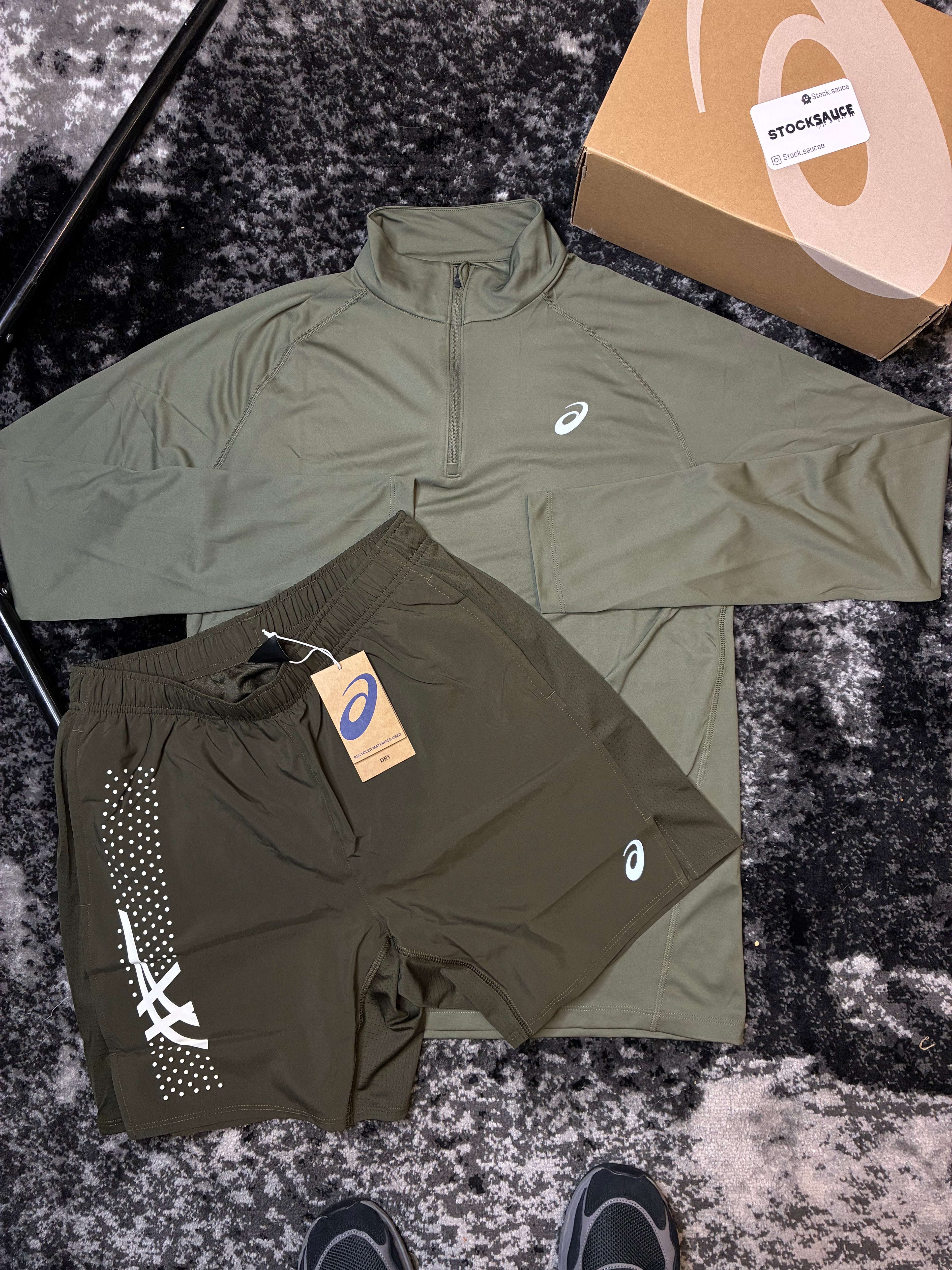 ASICS khaki short set