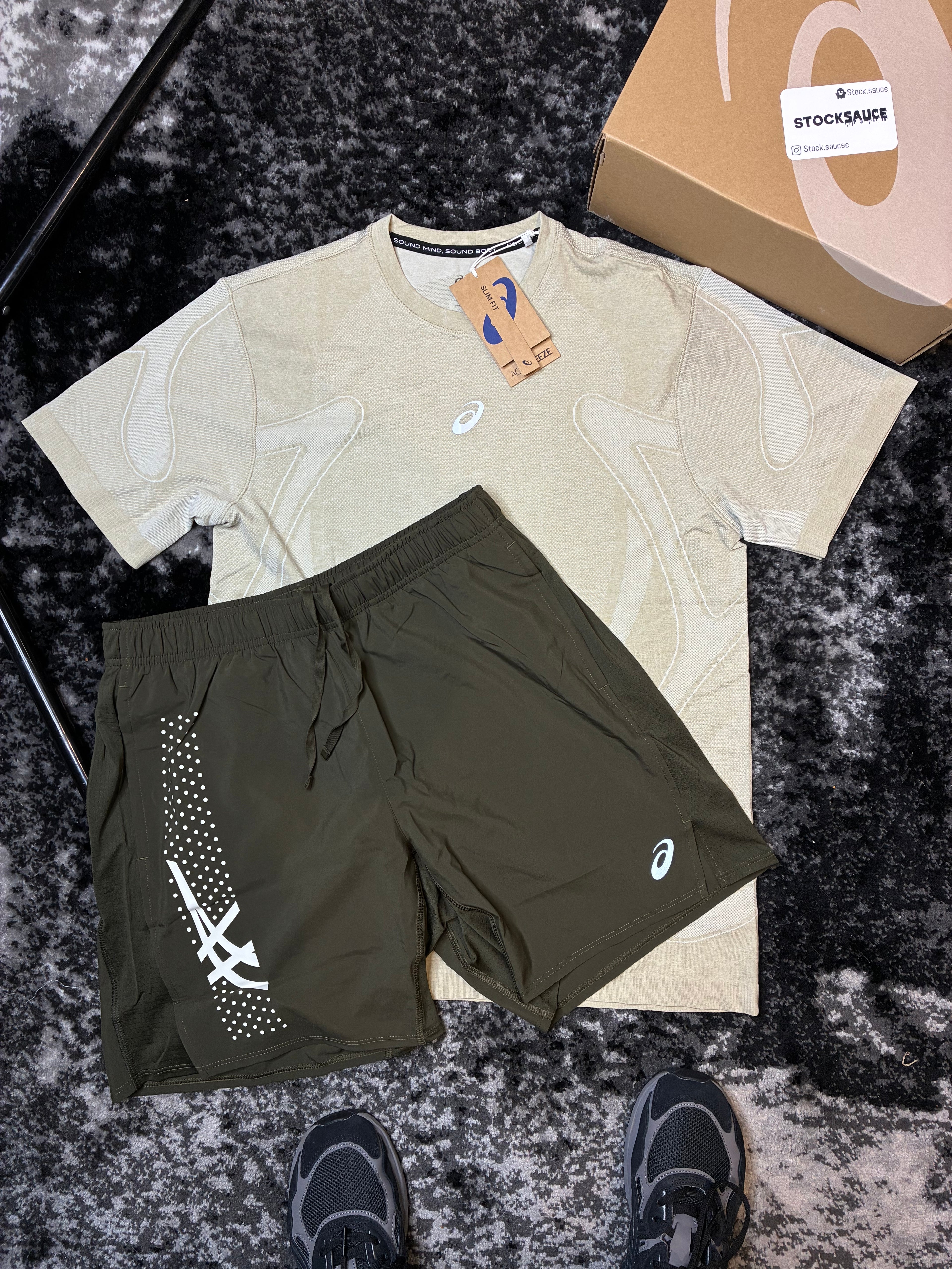 ASICS seamless set