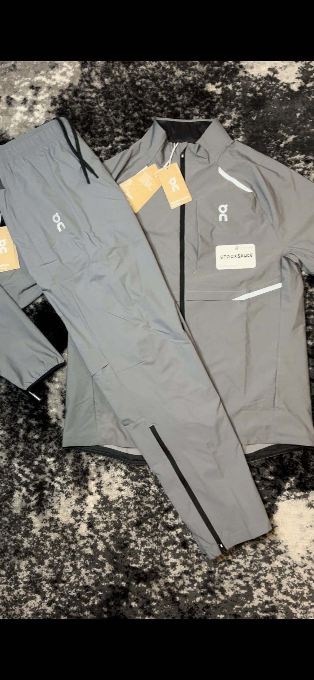 On cloud no hood tracksuit grey