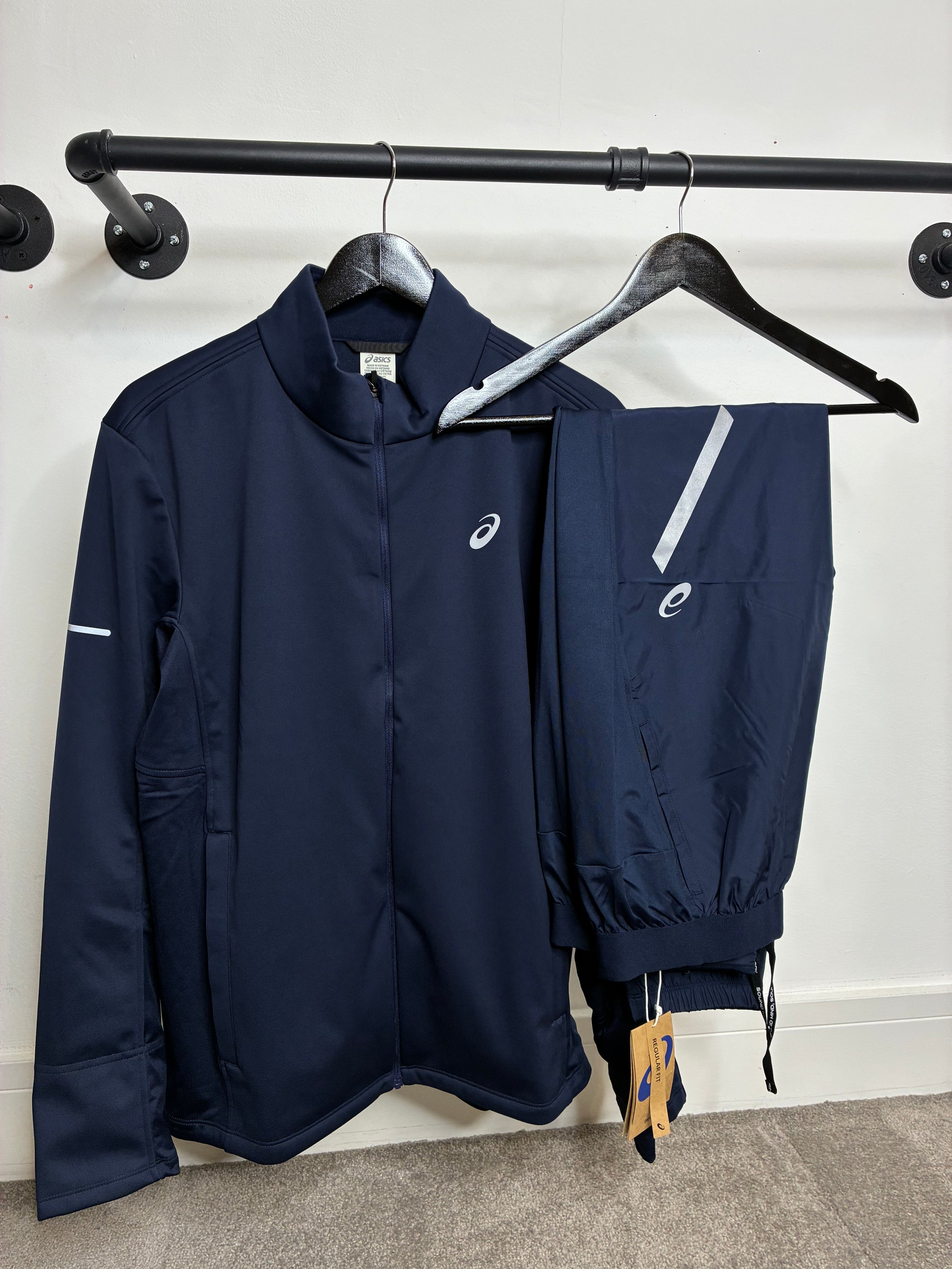 ASICS midnight jacket no hood set