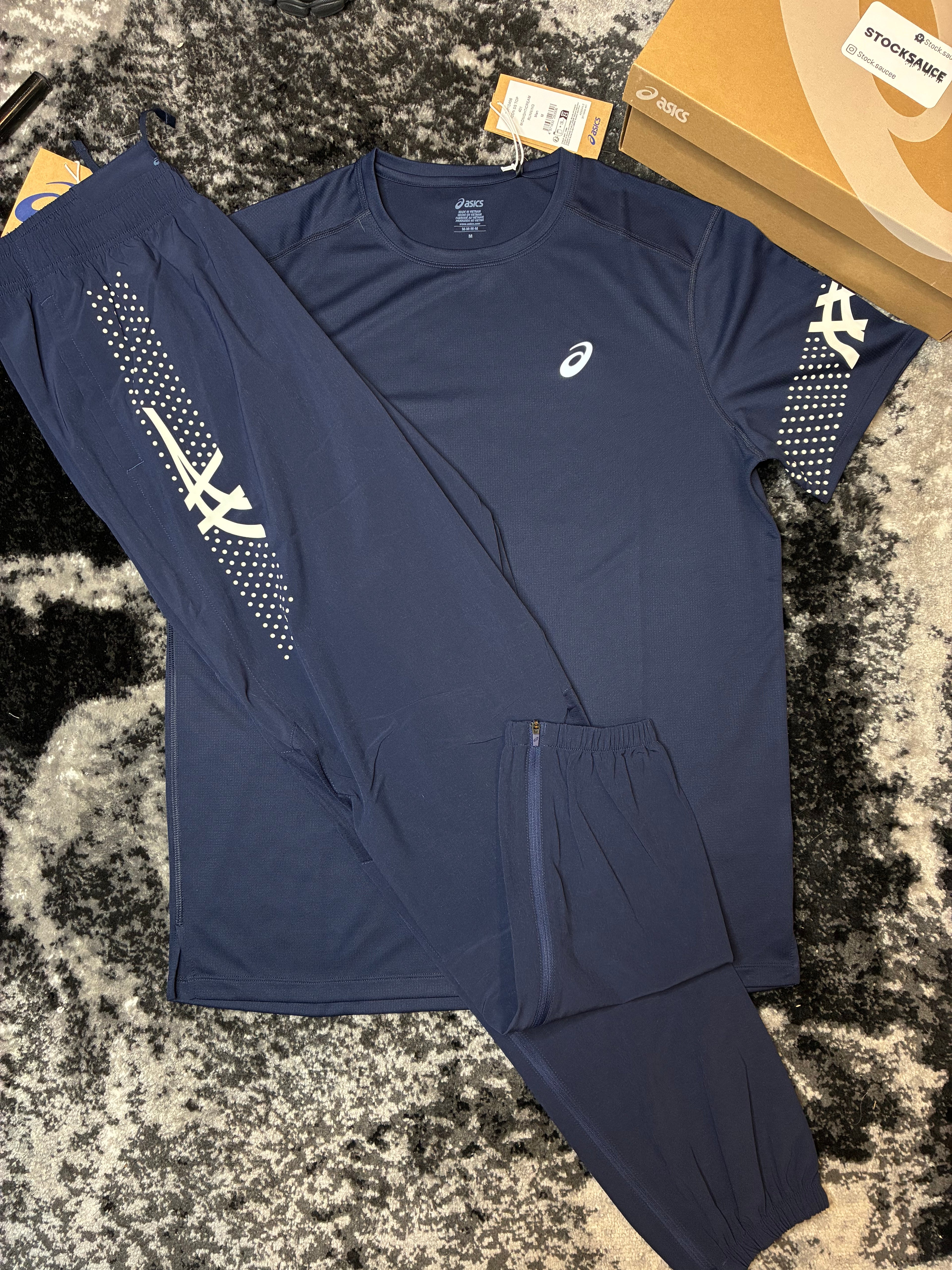 ASICS midnight icon set