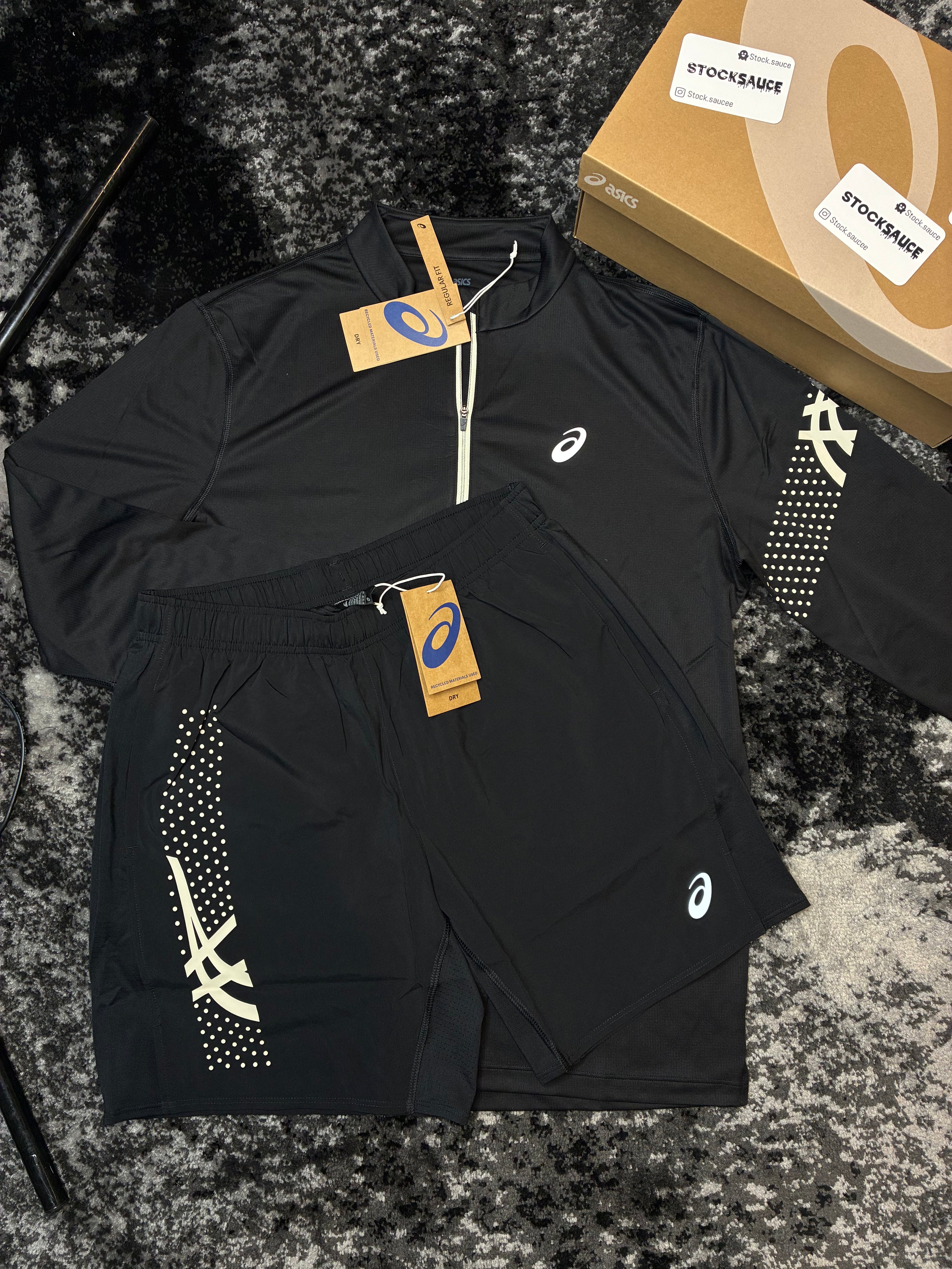 ASICS set