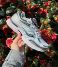 SAUCONYS WOMANS