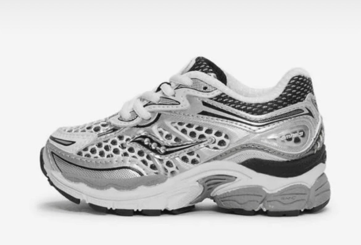 INFANT SAUCONYS